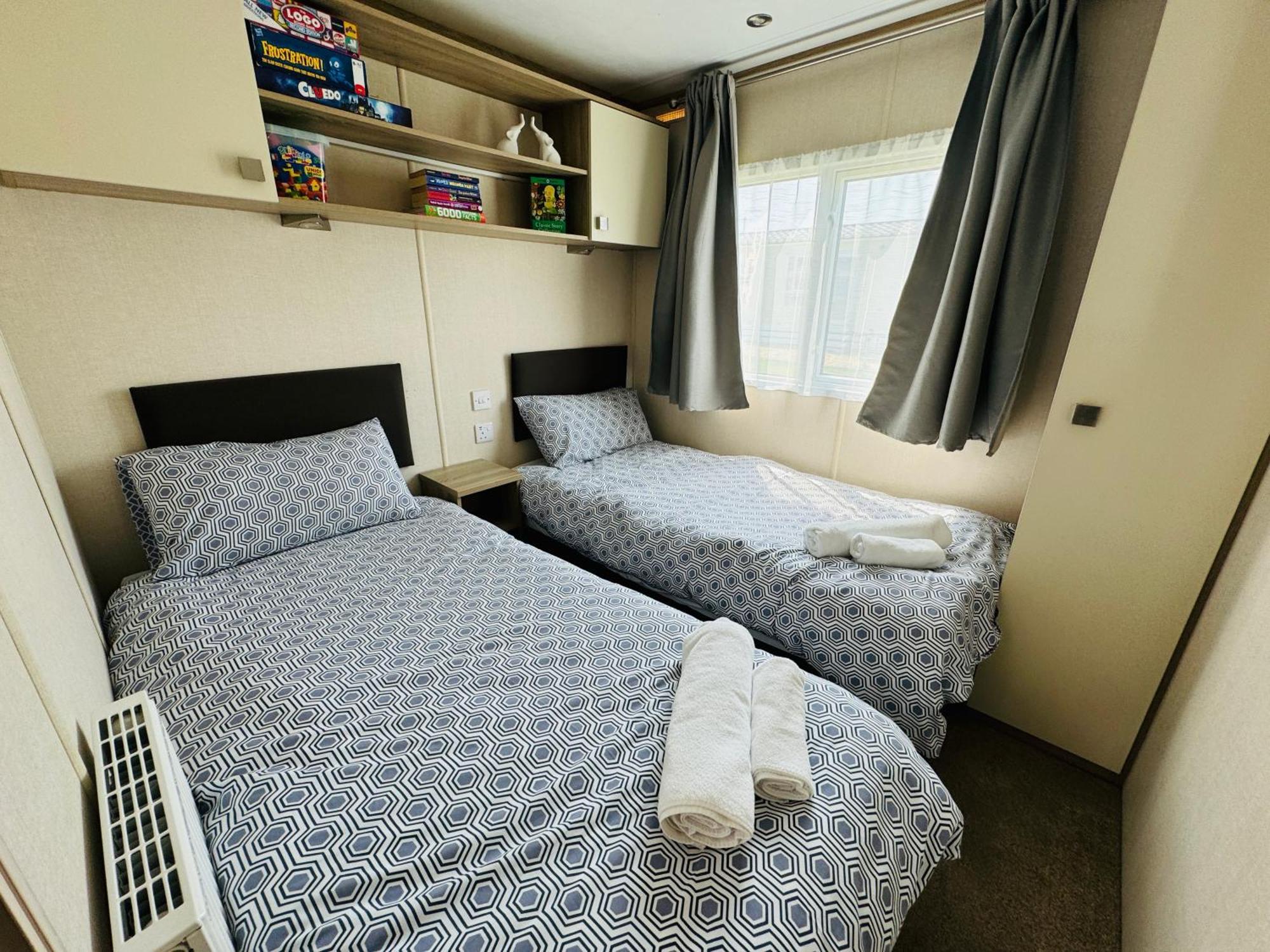 Rosa - Bournemouth Holiday Home Wimborne Minster Kültér fotó